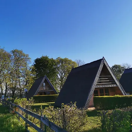 Reetdach Ferienhaeuser Alt Reddevitz Exterior foto