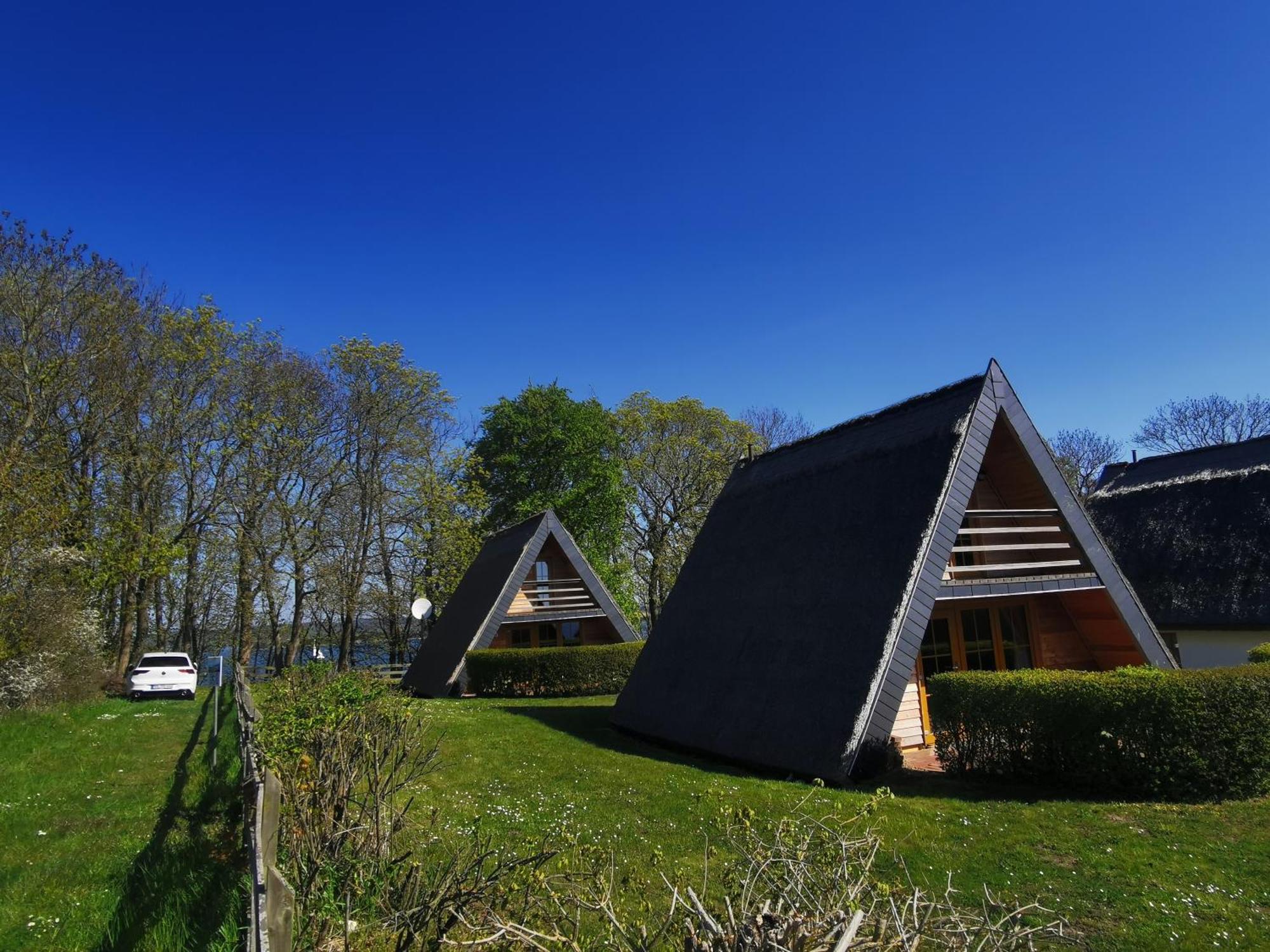 Reetdach Ferienhaeuser Holiday home *