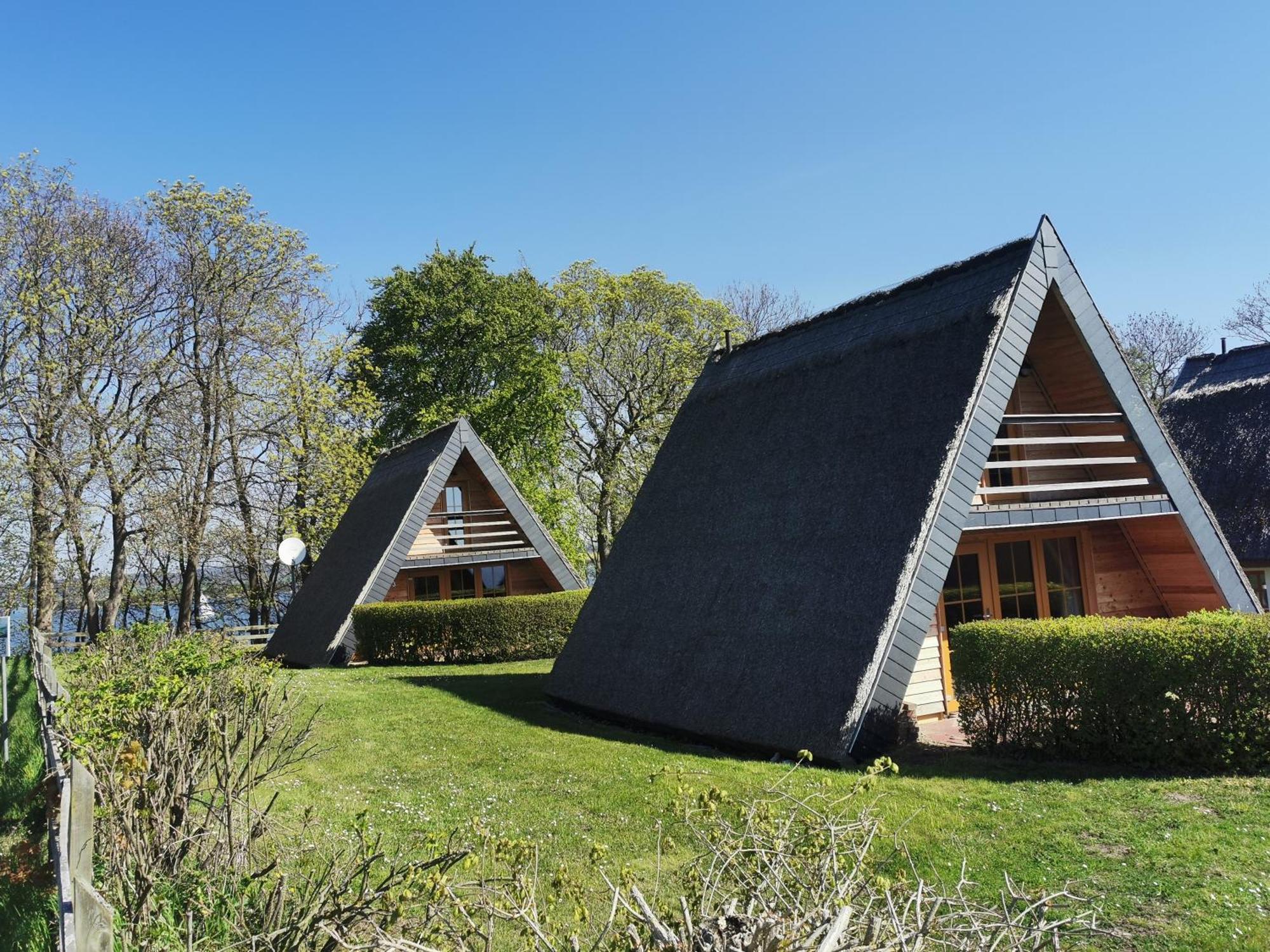 Holiday home Reetdach Ferienhaeuser *