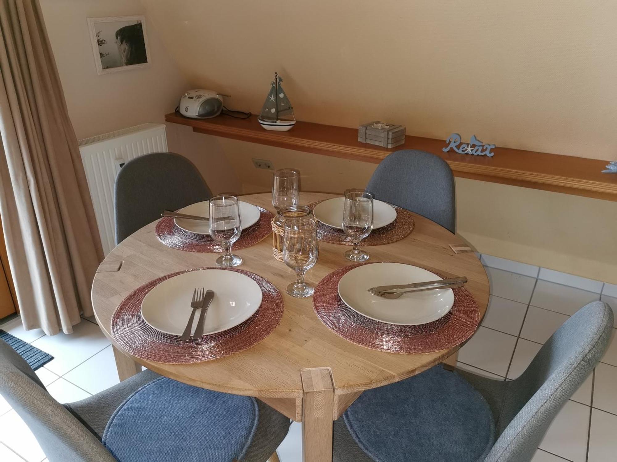 Reetdach Ferienhaeuser Holiday home Alt Reddevitz