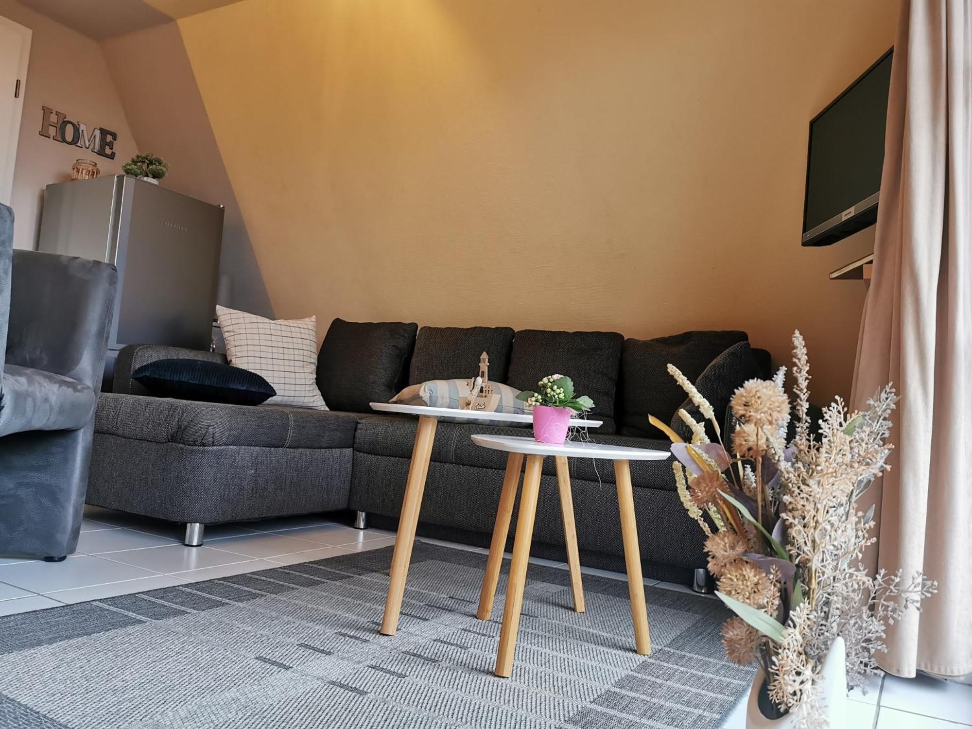 Reetdach Ferienhaeuser Holiday home Alt Reddevitz