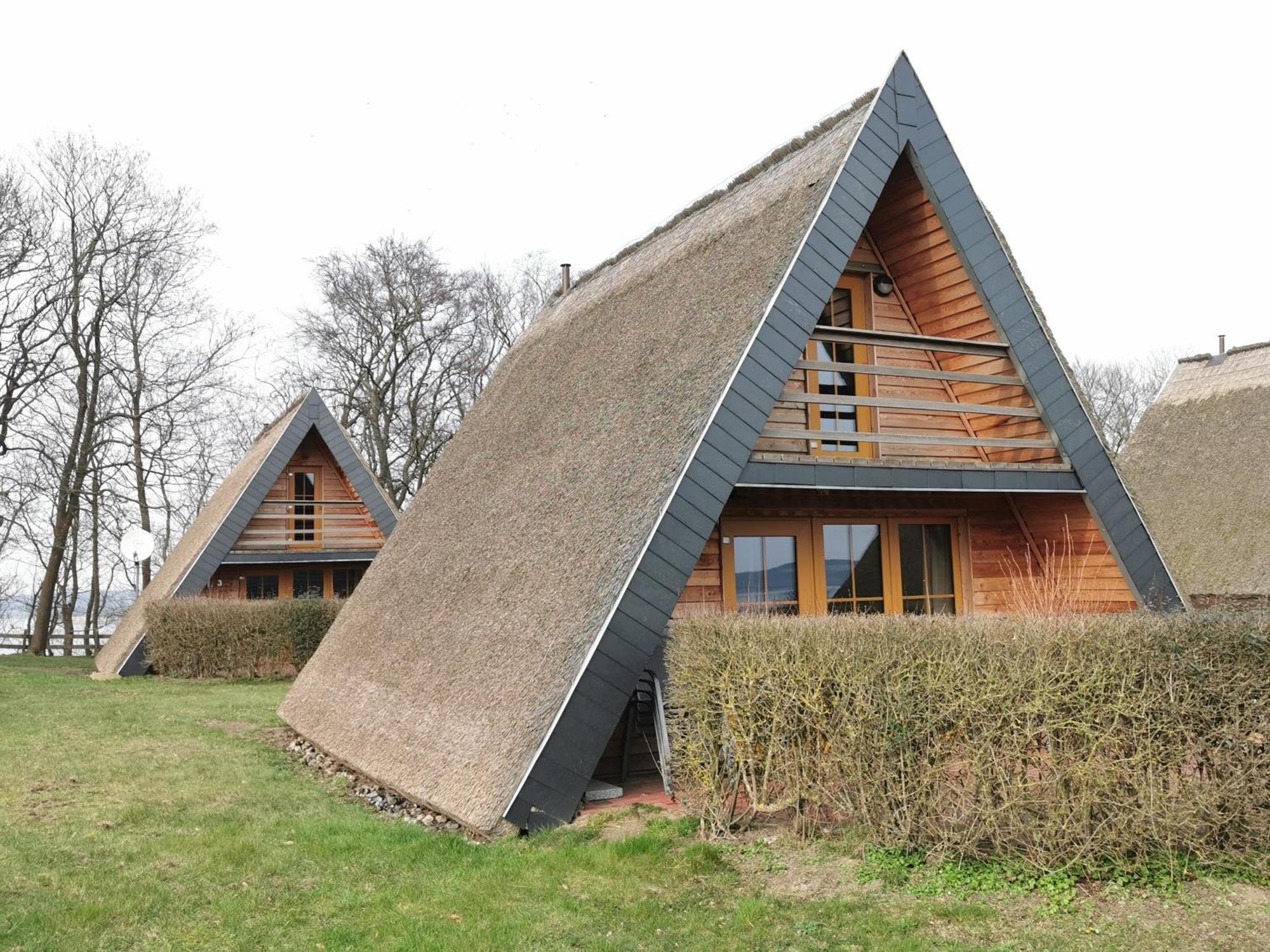Reetdach Ferienhaeuser Holiday home *